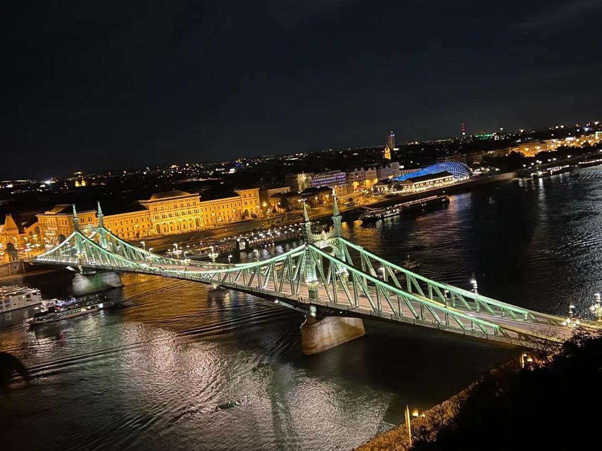 Budapest Downtown Andrassy Exterior photo